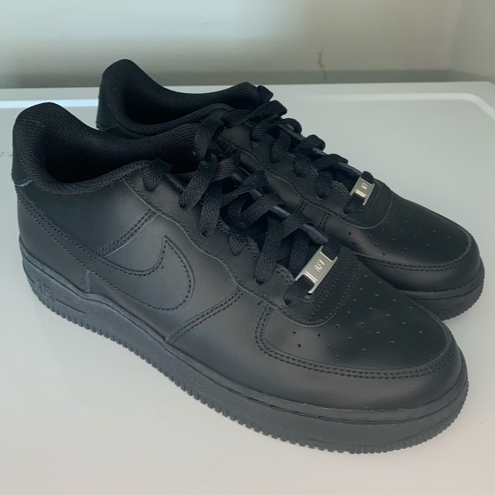 Nike Air Force 1 Boys size 6.5y